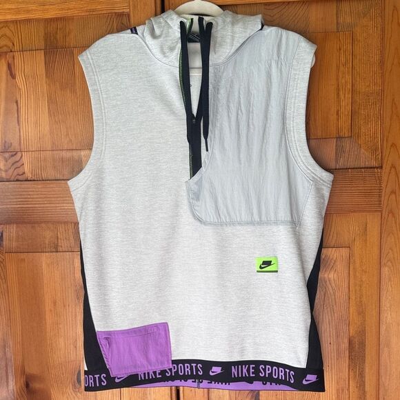 Nike Gray and Purple Sleeveless Hoodie.  Size Medium.  Fleece lined. - Picture 1 of 6